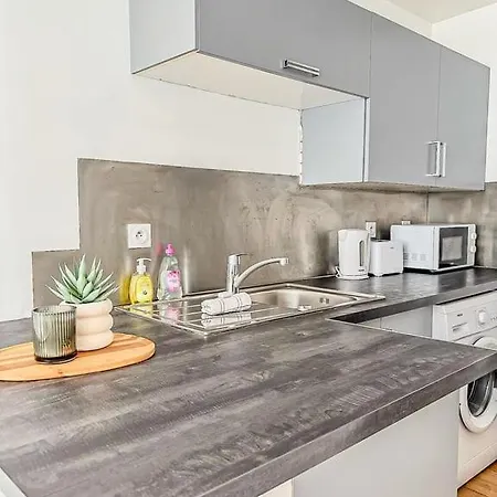 Saint Nico Matelot - 5 Min Port, Station & Center * La Rochelle (Charente-Maritime)
