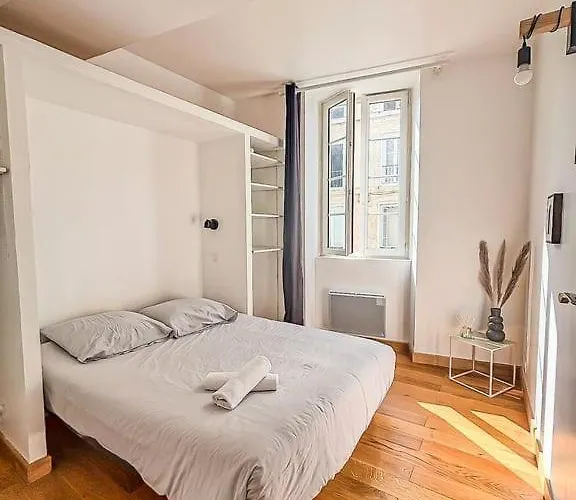 Apartment Saint Nico Matelot - 5 Min Port, Station & Center